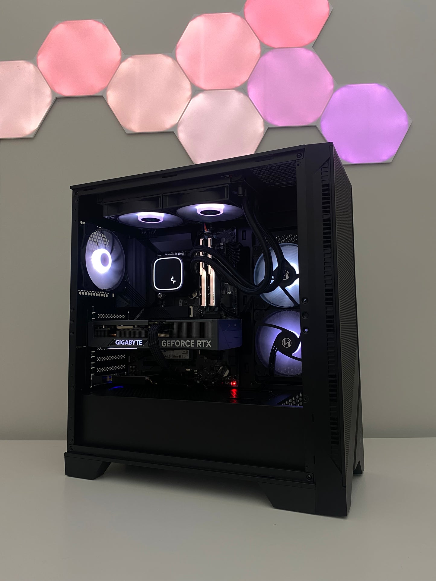 Epic X ( Rtx 5060/ Rtx 5060ti)