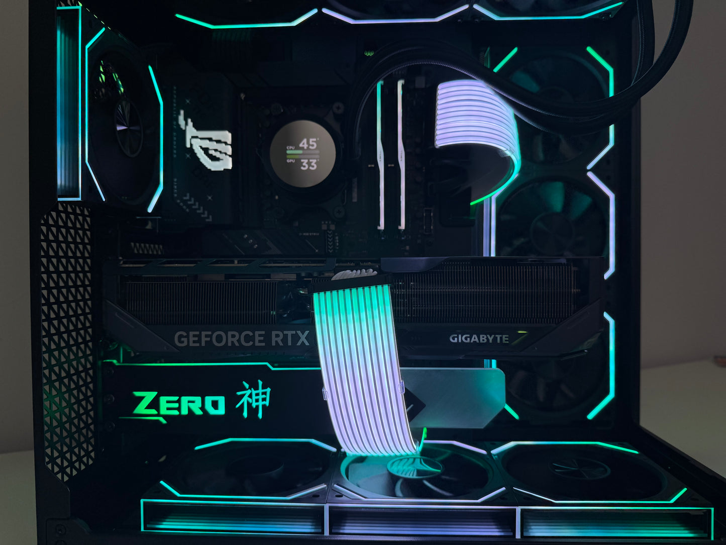 Hulkatron (Ryzen 7 9800x3D/ Rtx 5080)