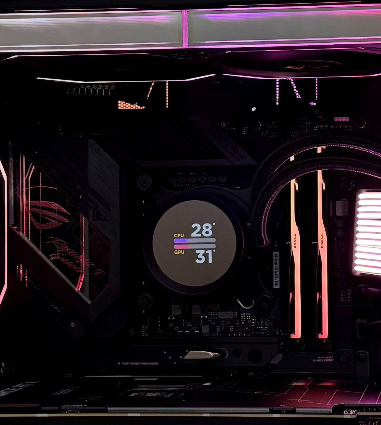 Prime Erlang ( Ryzen 7 9800x3D / Rtx 5090)